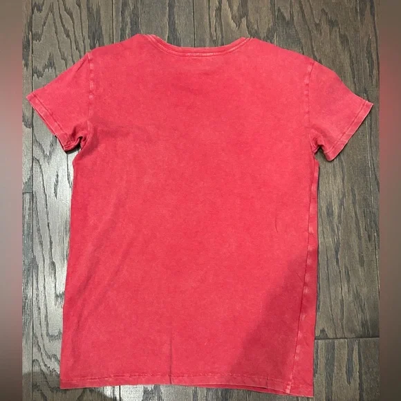 American Eagle Outfitters T-shirt - Picture 4 of 6